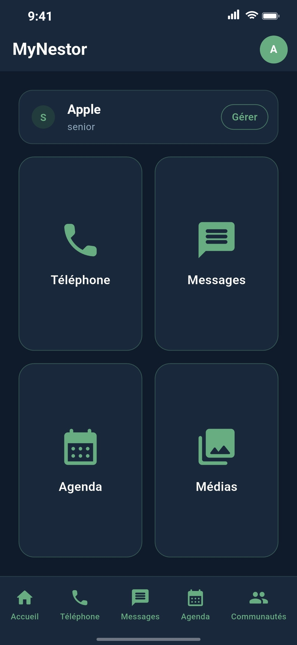 Écran d'accueil de l'application : le nom du proche en haut, puis quatre grandes tuiles Téléphone, Messages, Agenda et Médias.